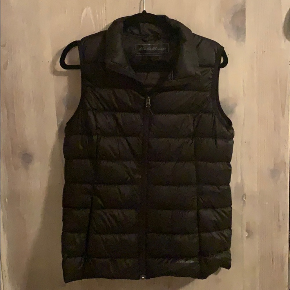 Black Eddie Bauer down vest